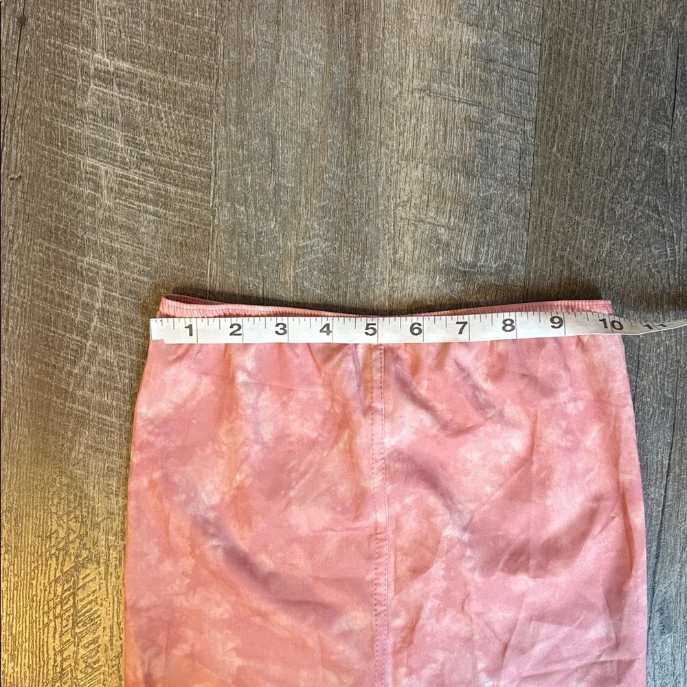 Athleta Made to Move Gaiter Face Covering size M/L Pink Tie Dye